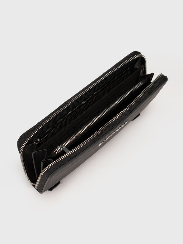 Pouch in black textured faux leather  - 5