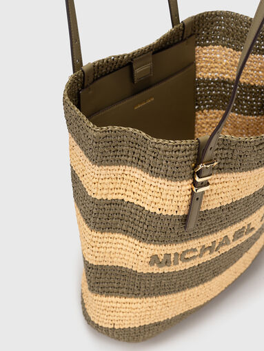 Large bag with woven texture - 5