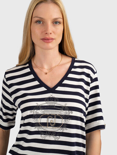 Striped V-neck T-shirt with studs - 4