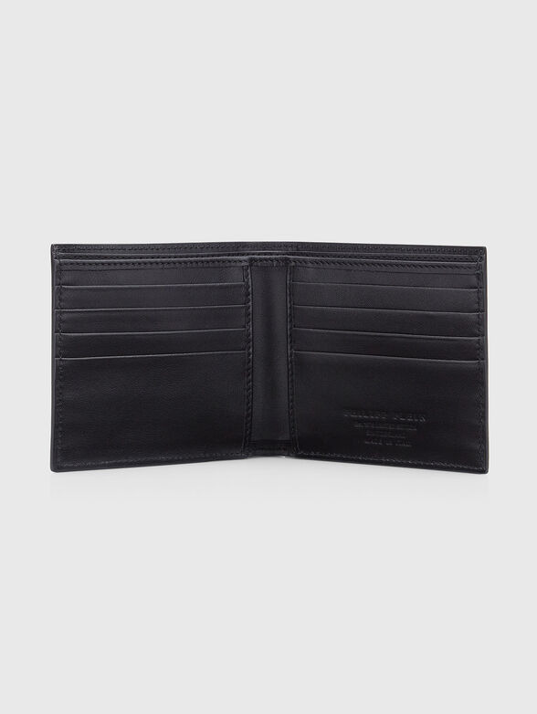 Leather wallet with embossed logo - 3