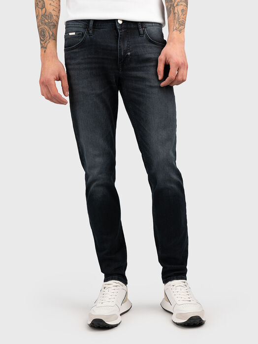 GEEZER slim jeans with washed effect