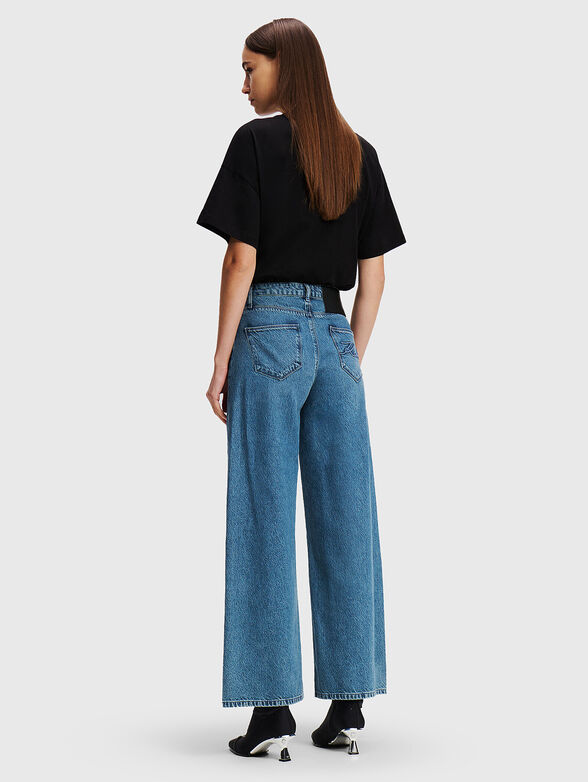 Blue jeans with accent embroidery - 2