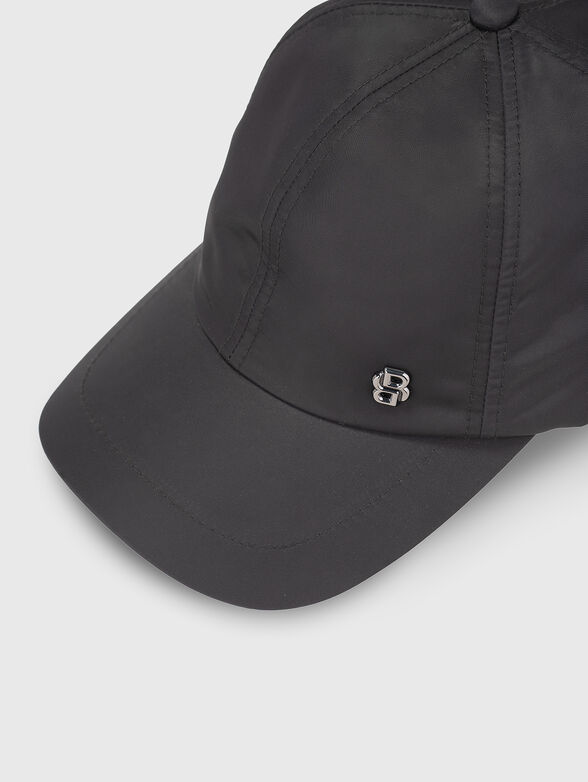 Baseball cap with logo detail - 4