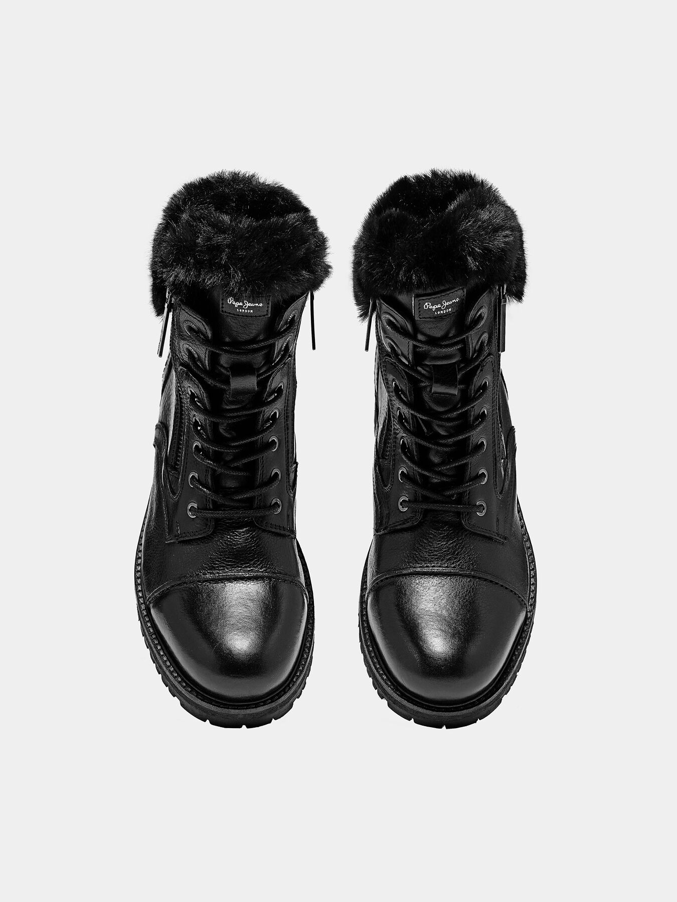 Pepe melting boots top
