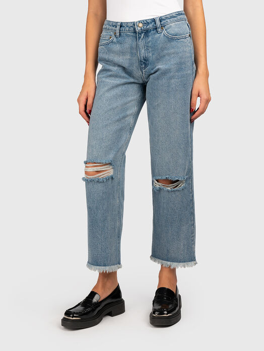 Jeans with distressed effect