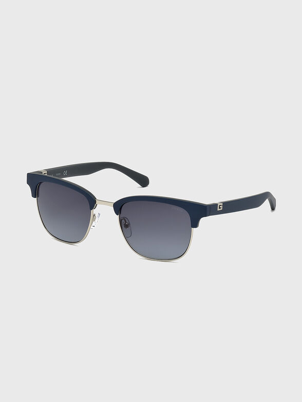 Sunglasses with logo - 1