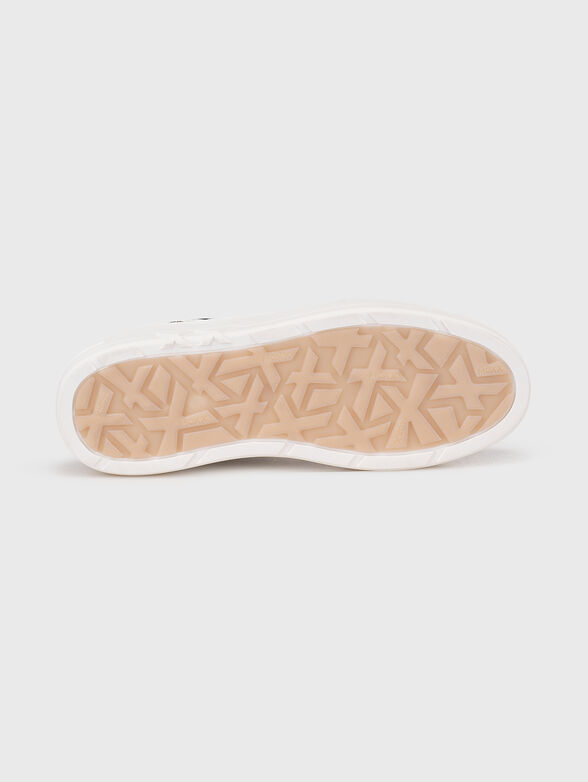 NEMO sports shoes with gold inserts - 5