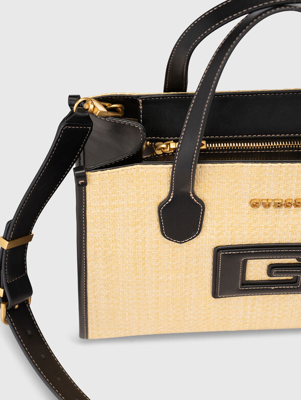 Large bag with logo accent - 6