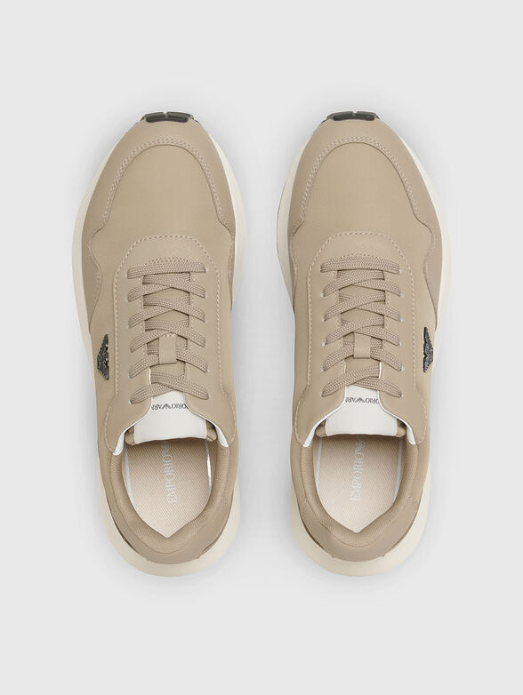Beige sneakers with logo detail - 6
