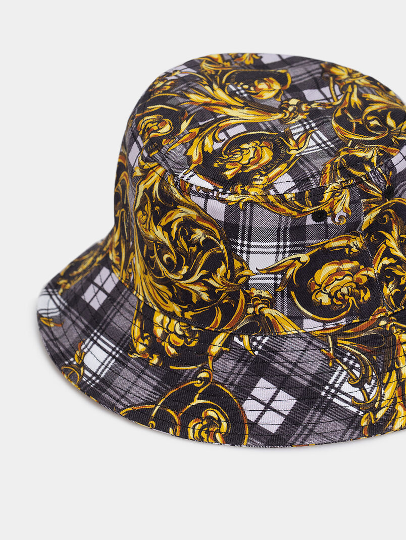 Hat with print - 3