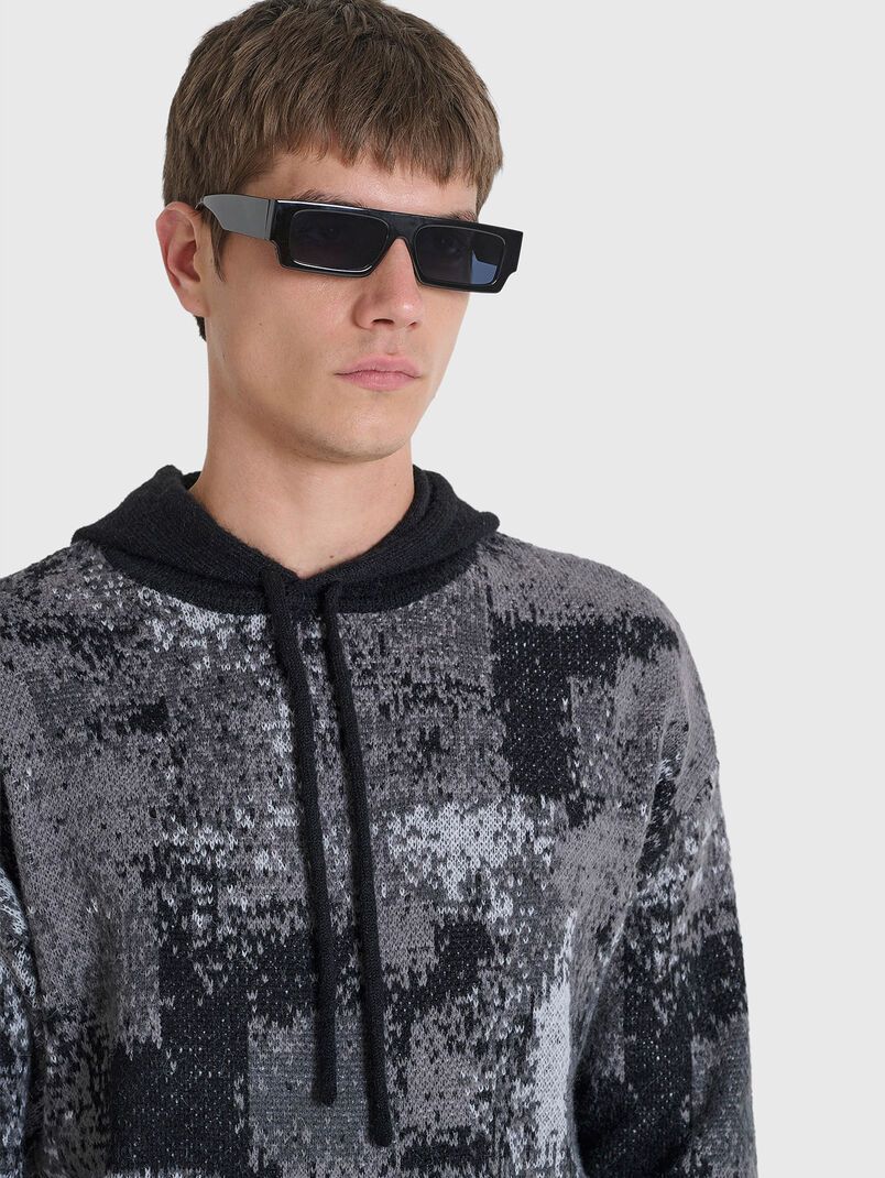 Hooded sweater - 3