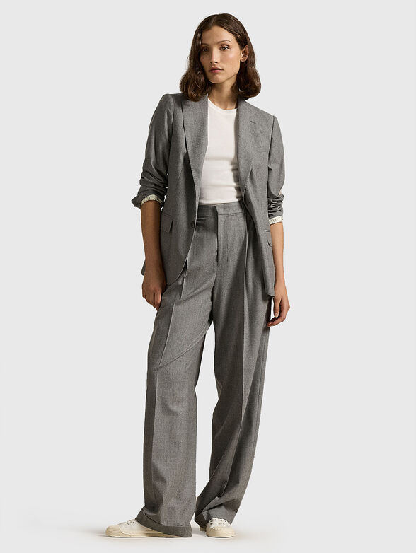 Wool trousers with darts - 4