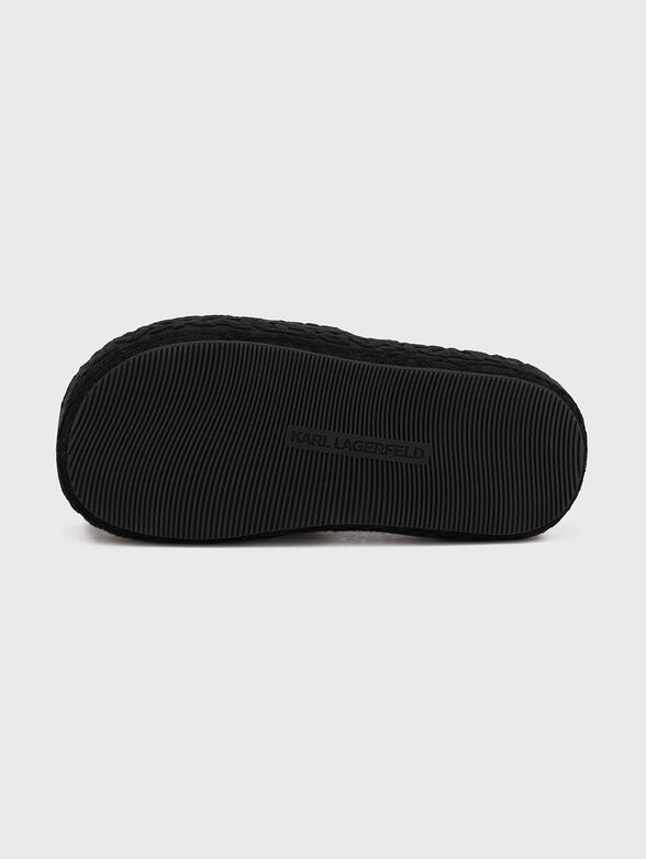 VERANDA slippers with monogram accent - 5