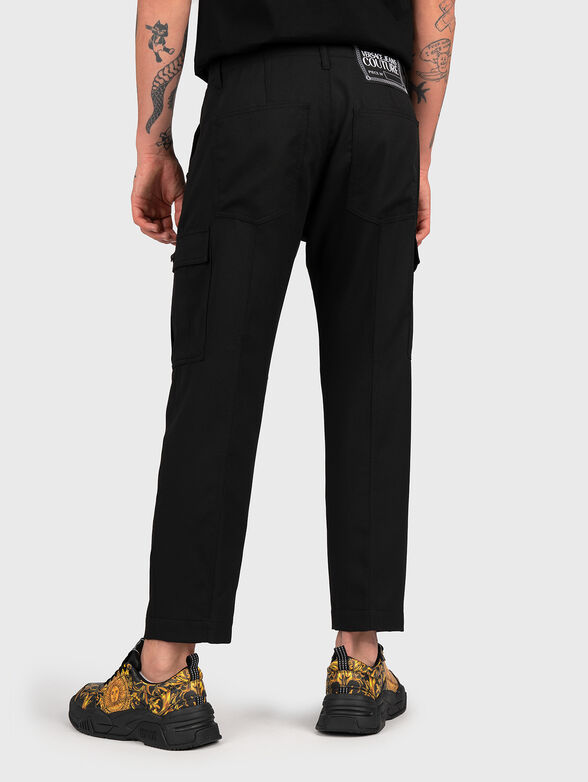 Black cargo pants with logo patch - 2