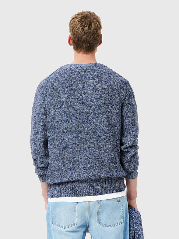 Sweater with oval neckline - 3