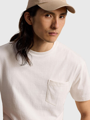 White cotton T-shirt with pocket - 4