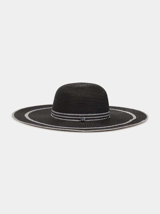 Черна шапка с периферия - 1