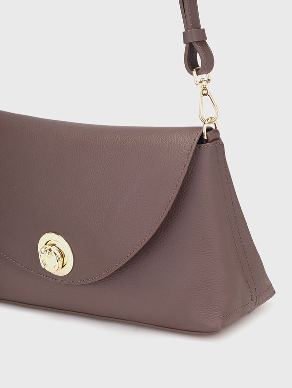 Leather crossbody bag with embossed texture - 5