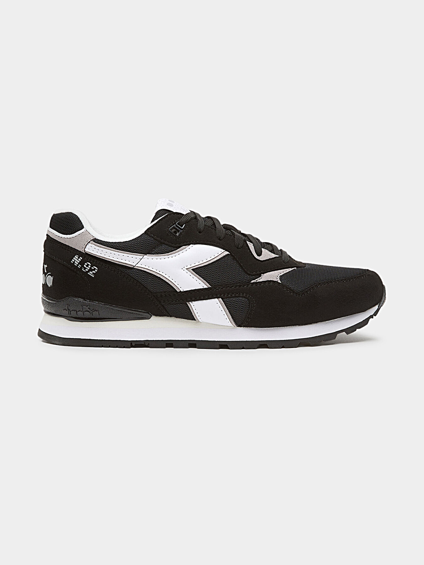 N.92 sneakers brand DIADORA Globalbrandsstore en