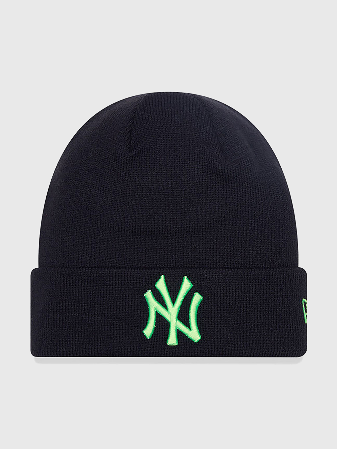 Hat with contrasting embroidery brand New Era — Globalbrandsstore.com/en
