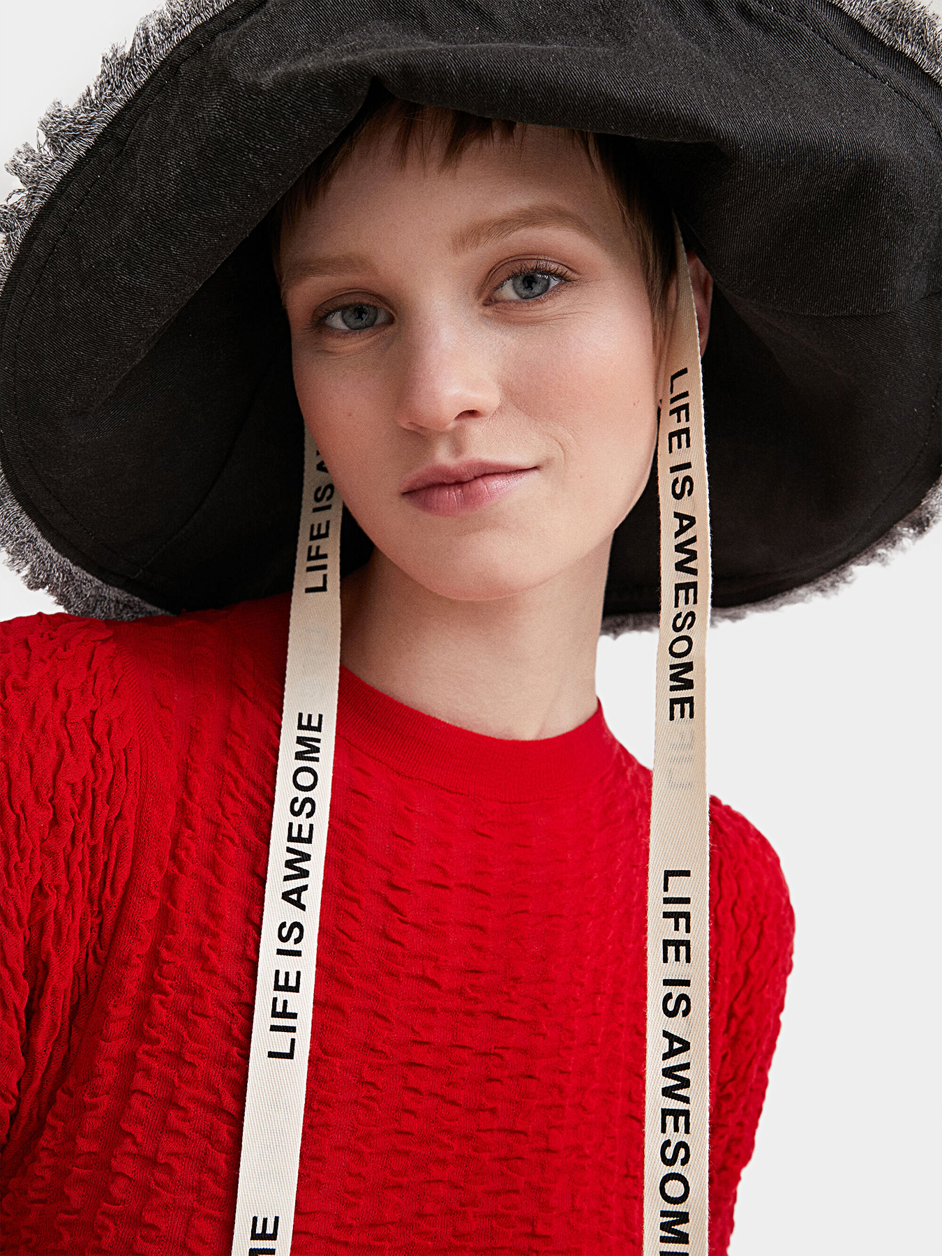 Desigual Life is awesome wide-brim hat Wide brim hat strap | Desigual.com main image 4
