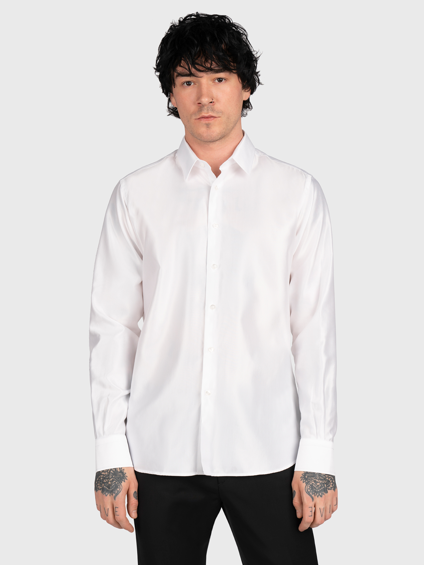 White shirt brand Karl Lagerfeld — Globalbrandsstore.com/en