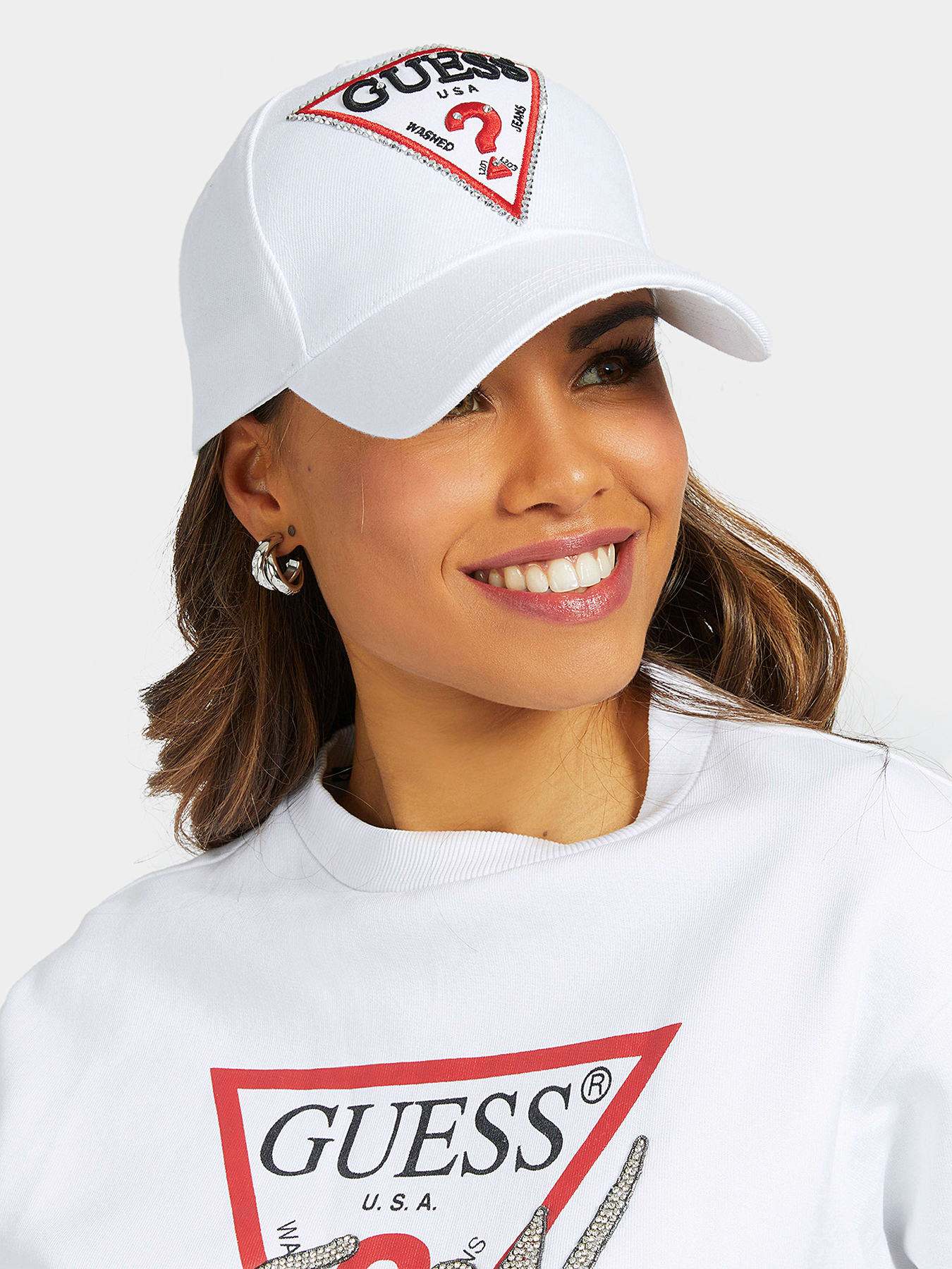 Кепка guess. Кепка Гуес. Бейсболка guess Isra cap. Панама guess белая. Гесс Панама женская.
