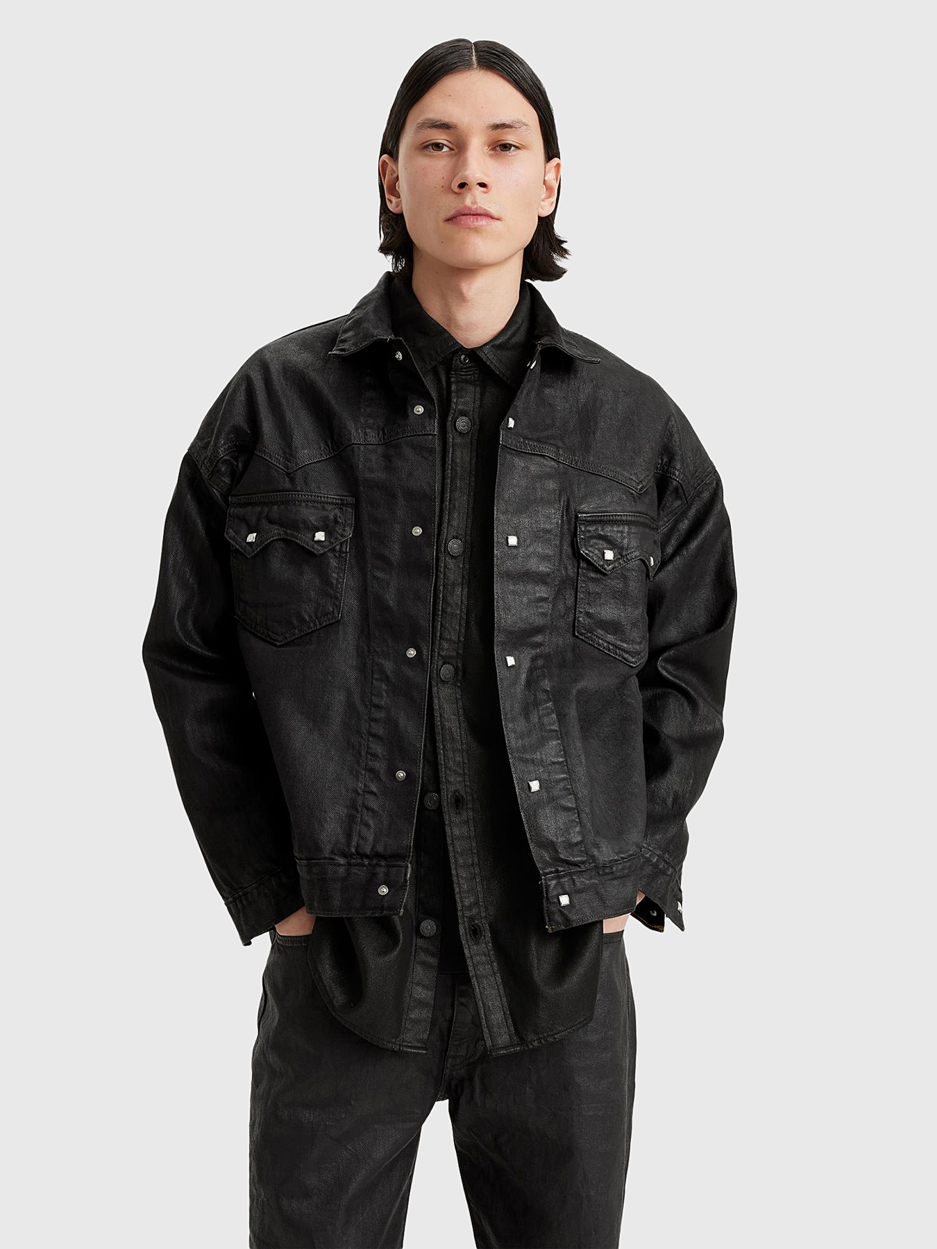 Wax effect black jacket brand LEVI'S® — Globalbrandsstore.com/en