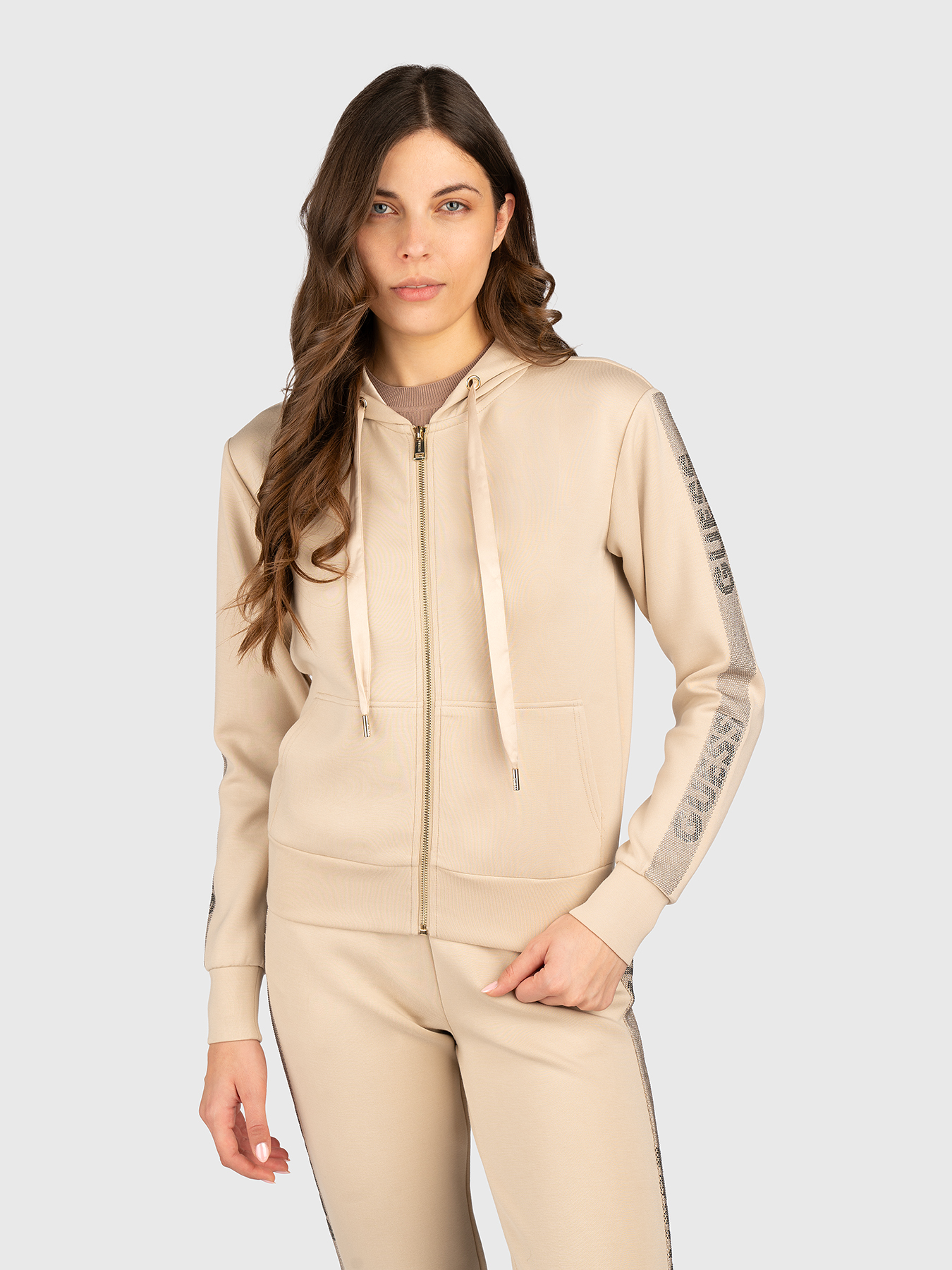 【GUESS】LOYALTY＆SeaSalt Coconut 2点セット Sweatshirt with hood and logo rhinestones brand GUESS