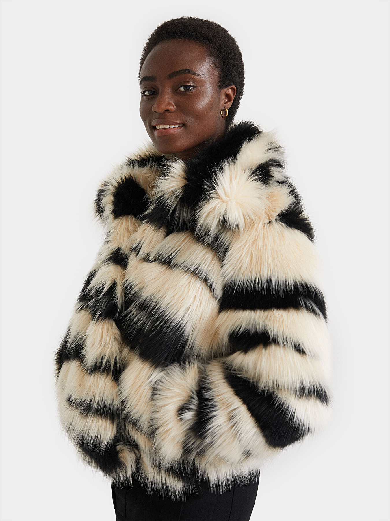 Eco fur coat brand DESIGUAL — /en