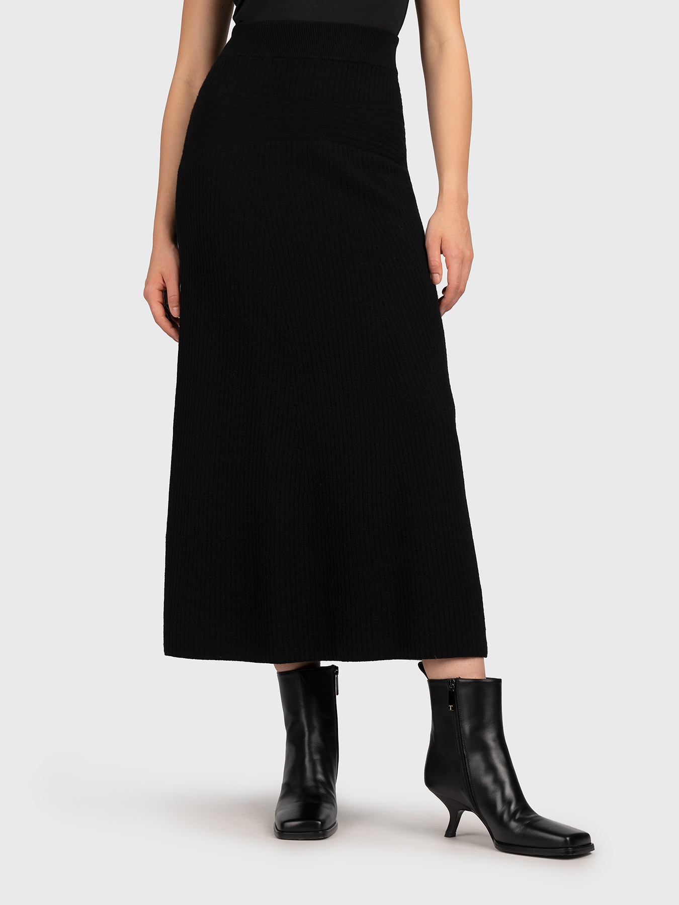 Black wool and cashmere blend skirt brand TRUSSARDI