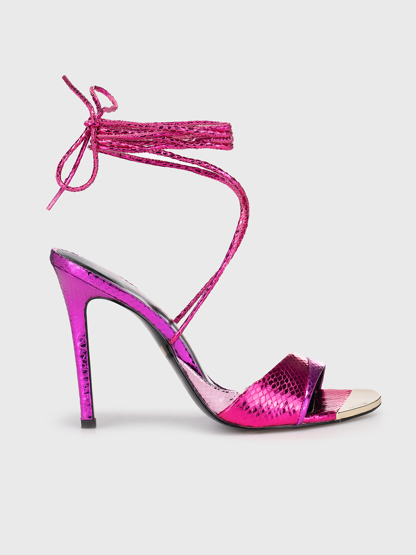 Just Cavalli　キャミソール Sandals with snake texture brand Just Cavalli — Globalbrandsstore