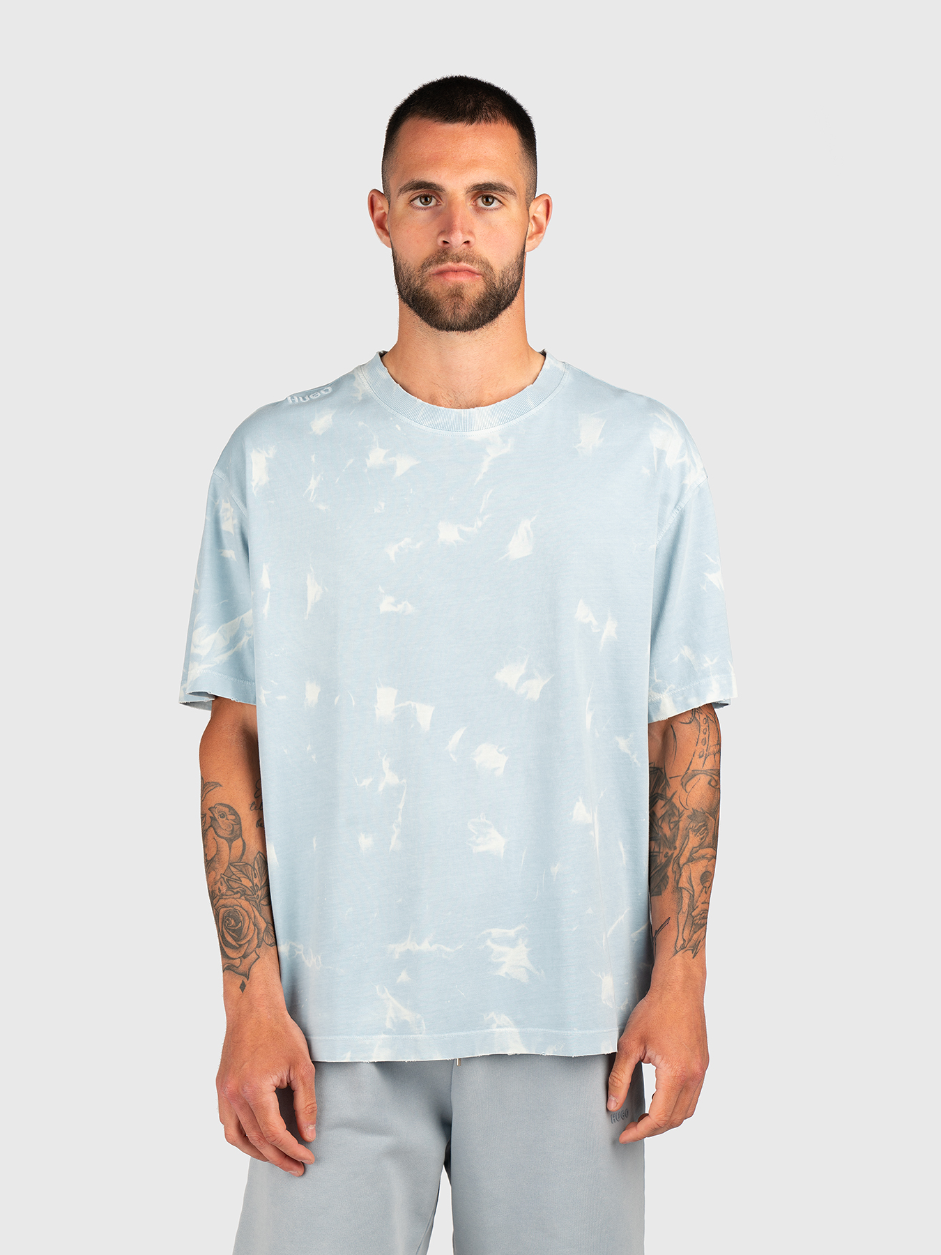 関税・送料込【HUGO】Noretto 01 BLUE 半袖Tシャツ HB50513214-001SS24(3).jpg?sw=