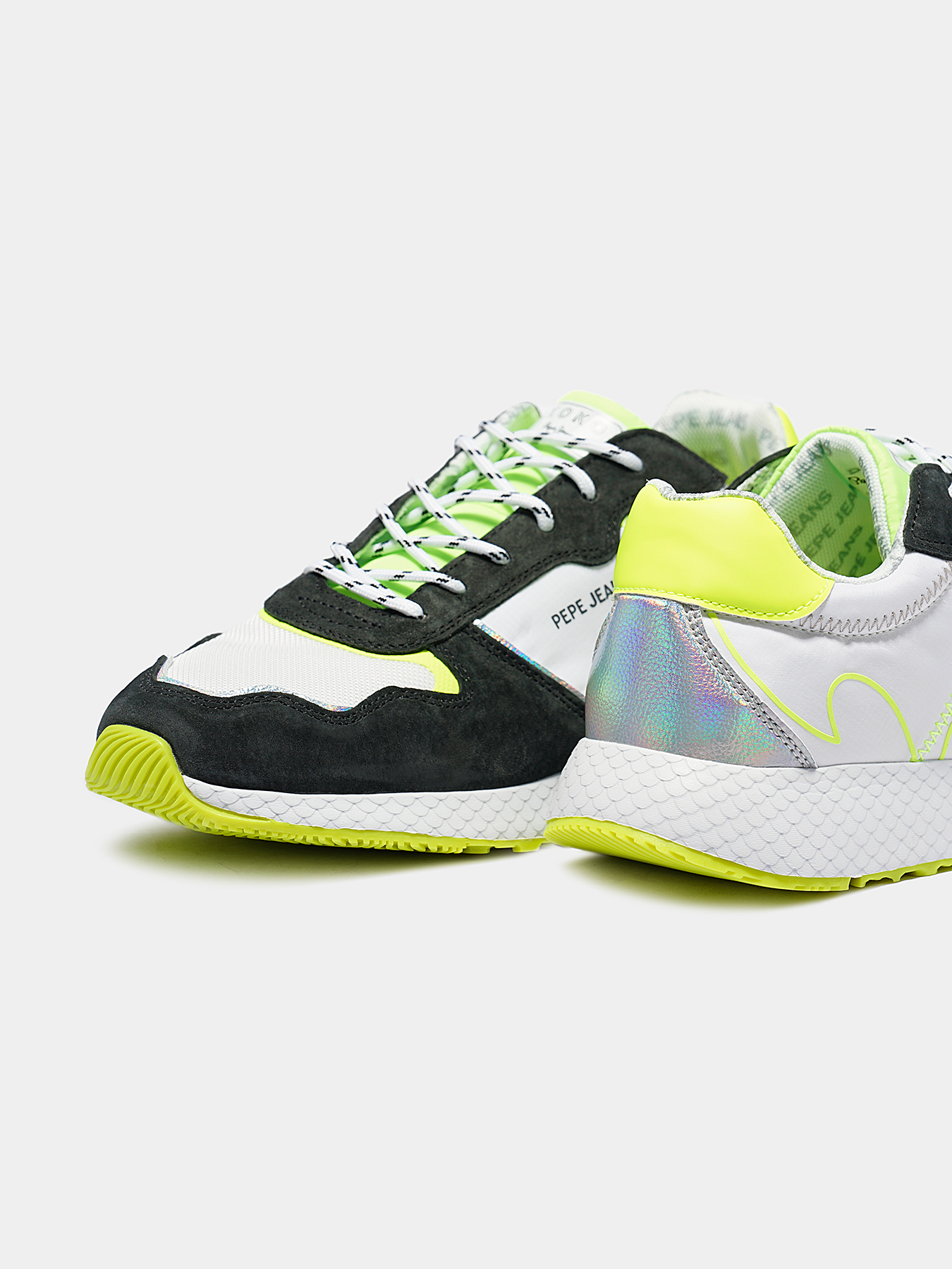KOKO TECH Trainers with pink details brand Pepe Jeans —  Globalbrandsstore.com/en