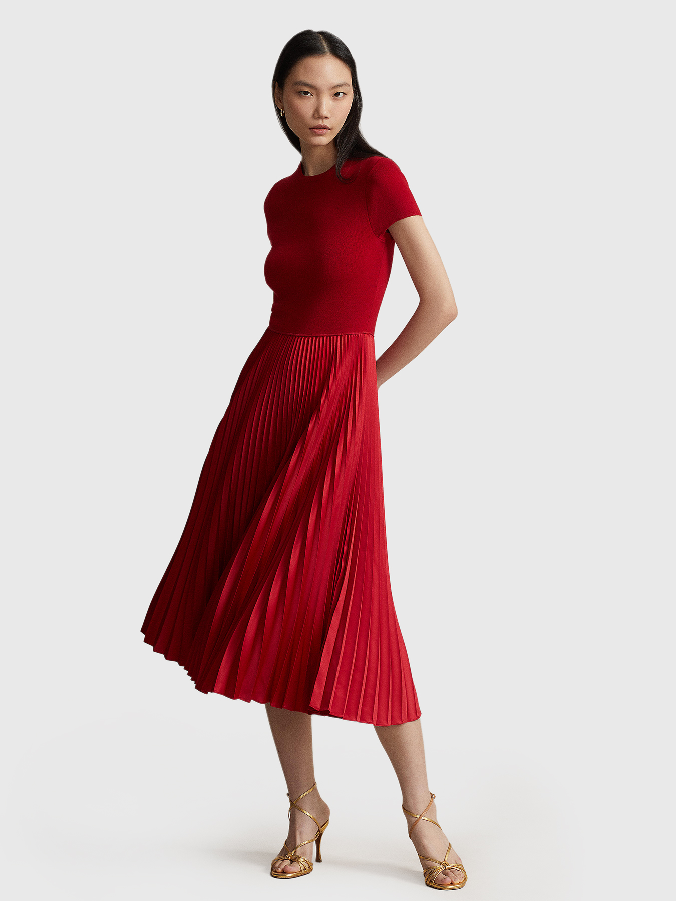 Red pleated dress brand POLO RALPH LAUREN  Globalbrandsstore.com/en
