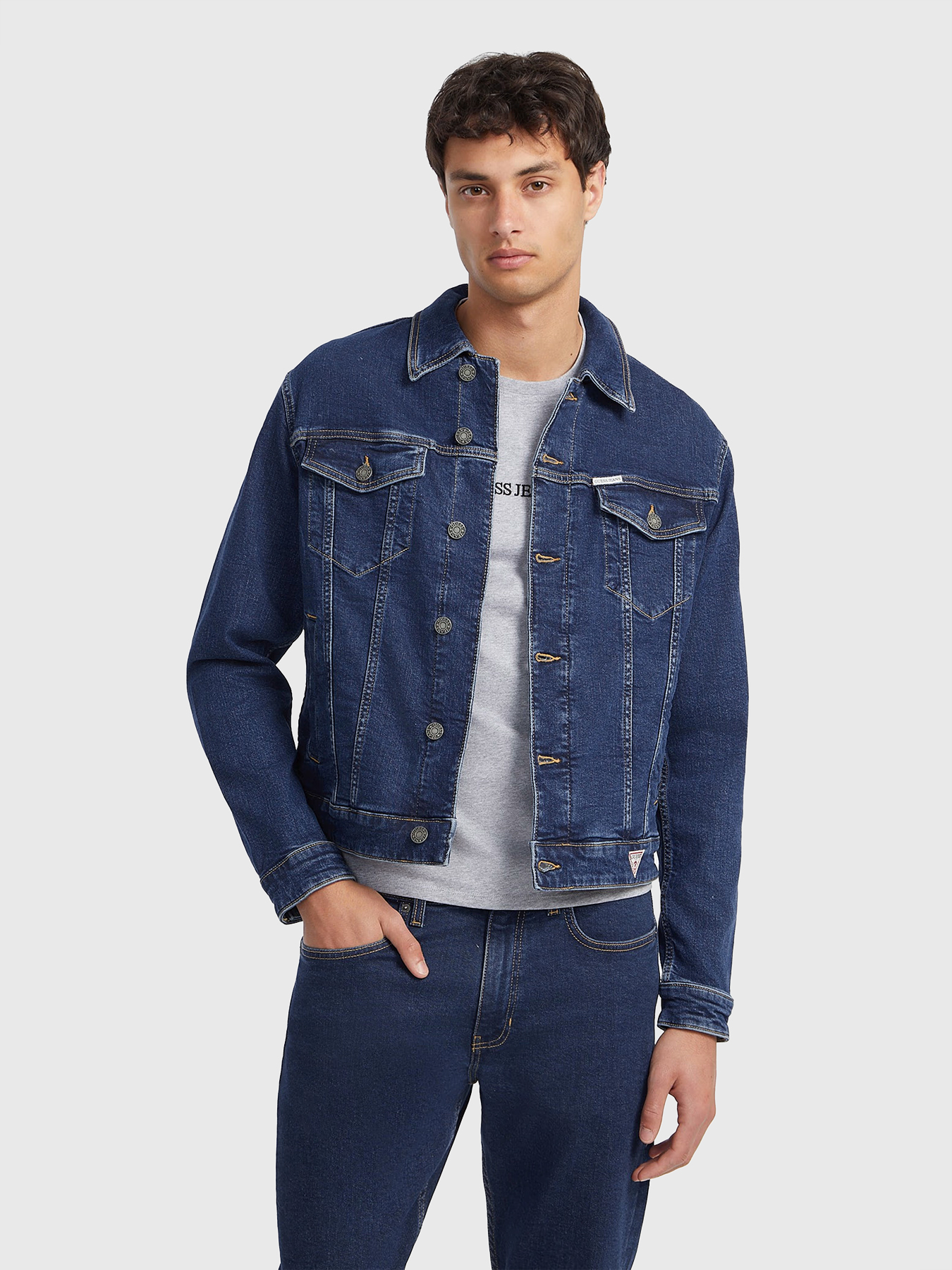 TRUCKER denim jacket brand GUESS JEANS