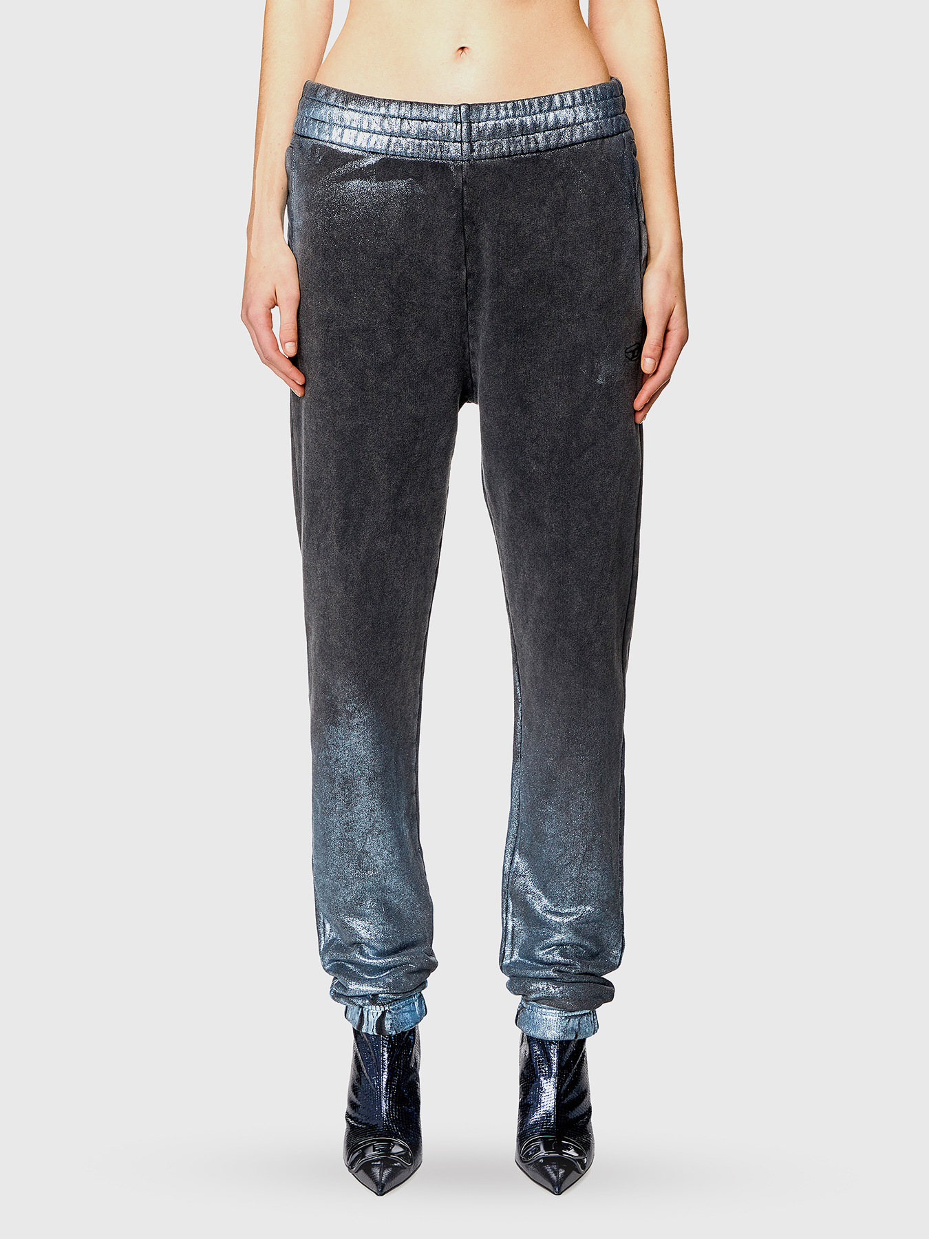 DIESEL faded indigo sweatpants P-Zenia-Q1 SS25 新作 ★ Sunday Best Ankle Sweatpant